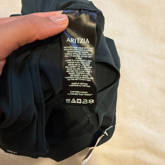 Aritzia Green Mini Skirt - Picture 5 of 6